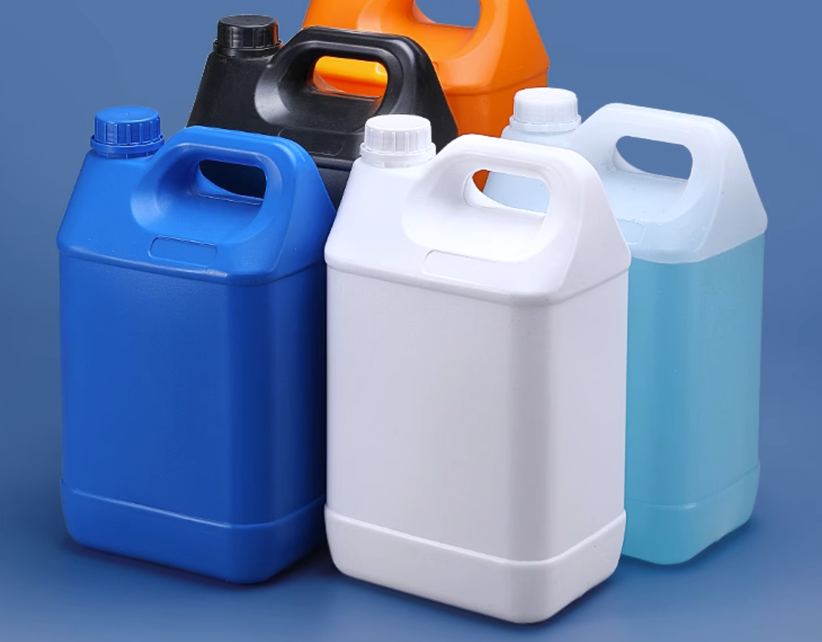 5L Jerry Can Filling Machine Production Packing Line For Chemicals Oils Bottling حشو الزيت الكيميائي